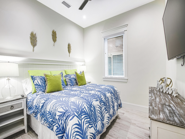 Anna Maria Walk to Beach Five Bedroom Vacation Home